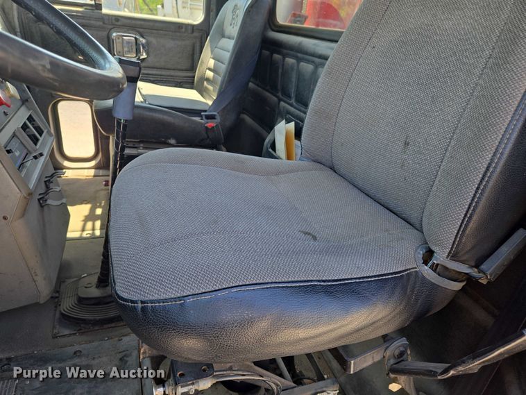 image for item EN8237 1992 Mack CH613 inversion boiler truck