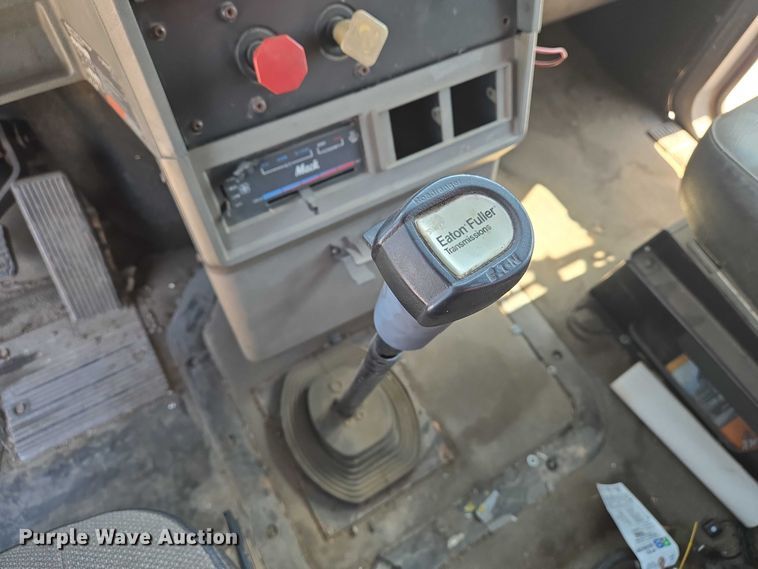 image for item EN8237 1992 Mack CH613 inversion boiler truck