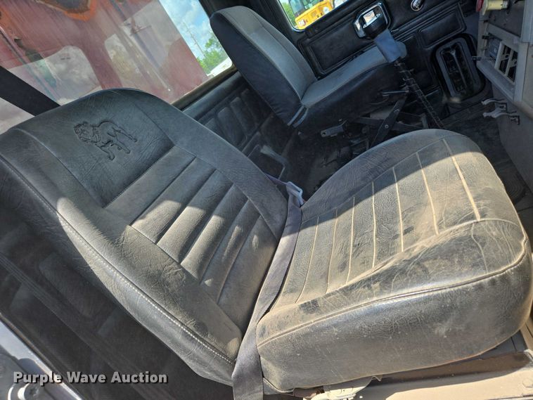 image for item EN8237 1992 Mack CH613 inversion boiler truck