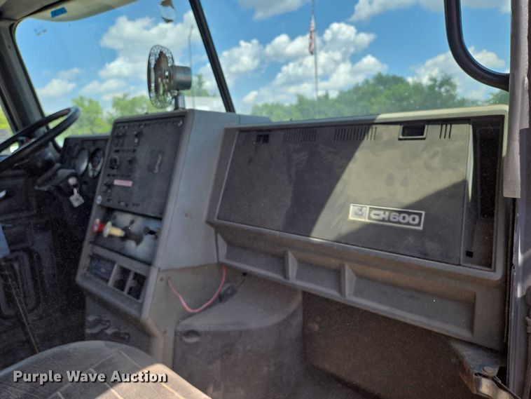 image for item EN8237 1992 Mack CH613 inversion boiler truck