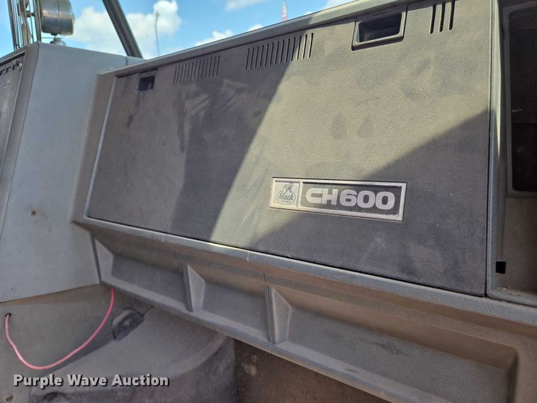 image for item EN8237 1992 Mack CH613 inversion boiler truck