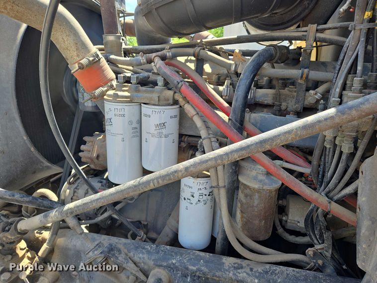 image for item EN8237 1992 Mack CH613 inversion boiler truck