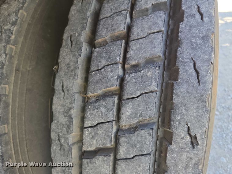 image for item EN8237 1992 Mack CH613 inversion boiler truck