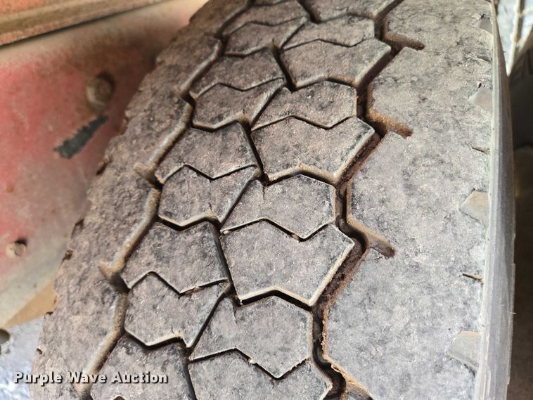 image for item EN8237 1992 Mack CH613 inversion boiler truck