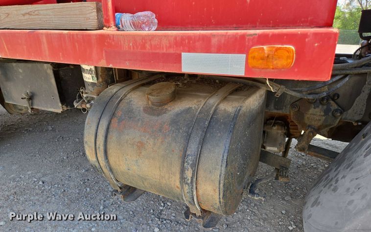 image for item EN8239 1993 Ford CF8000 inversion boiler truck 