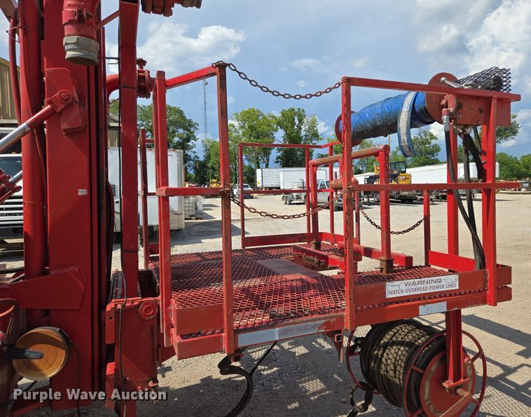 image for item EN8239 1993 Ford CF8000 inversion boiler truck 