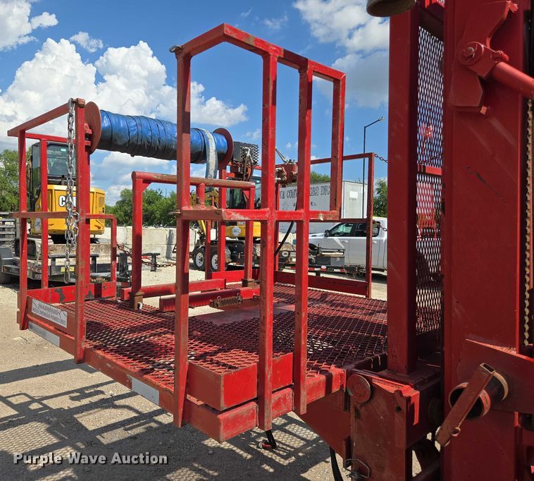 image for item EN8239 1993 Ford CF8000 inversion boiler truck 