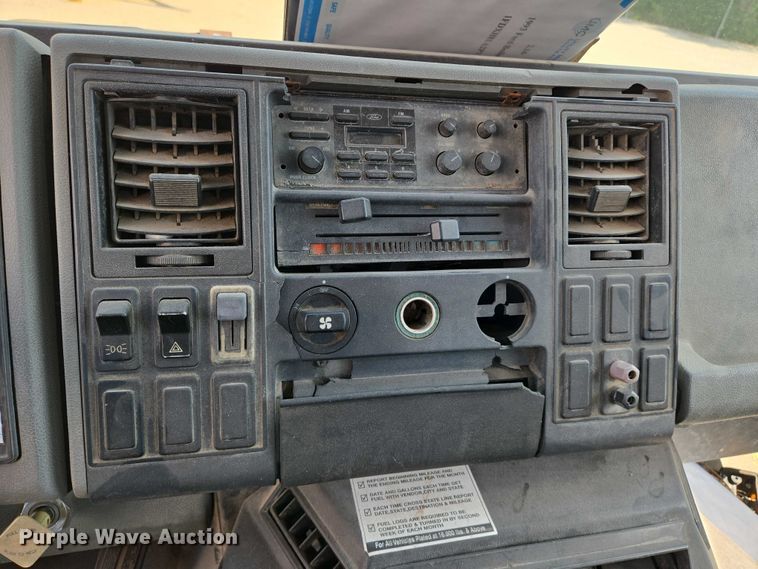 image for item EN8239 1993 Ford CF8000 inversion boiler truck 