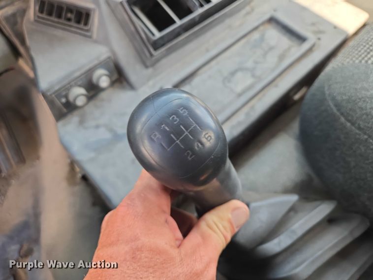 image for item EN8239 1993 Ford CF8000 inversion boiler truck 