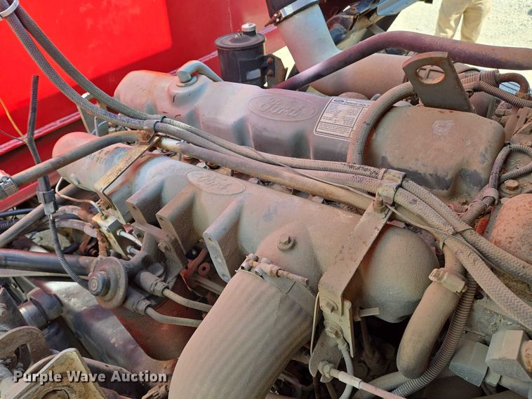 image for item EN8239 1993 Ford CF8000 inversion boiler truck 