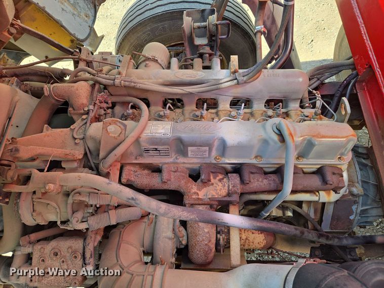 image for item EN8239 1993 Ford CF8000 inversion boiler truck 