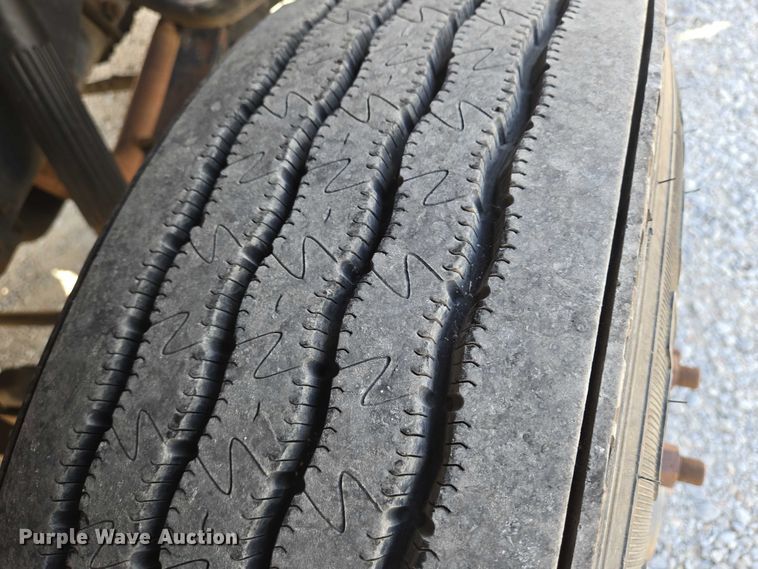 image for item EN8239 1993 Ford CF8000 inversion boiler truck 