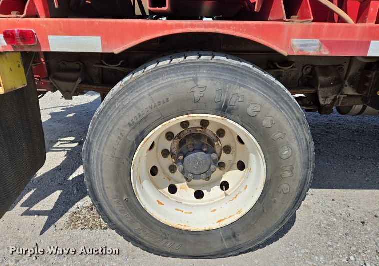 image for item EN8239 1993 Ford CF8000 inversion boiler truck 