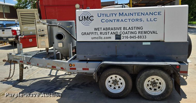 image for item EN8241 2010 EcoQuip EQ400T-A vapor abrasive blast system trailer