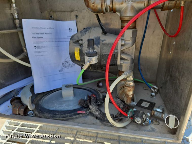 image for item EN8241 2010 EcoQuip EQ400T-A vapor abrasive blast system trailer