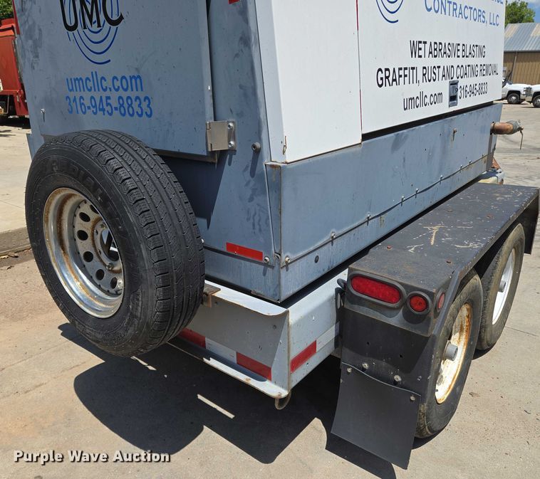 image for item EN8241 2010 EcoQuip EQ400T-A vapor abrasive blast system trailer