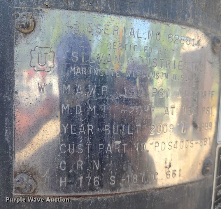 image for item EN8241 2010 EcoQuip EQ400T-A vapor abrasive blast system trailer