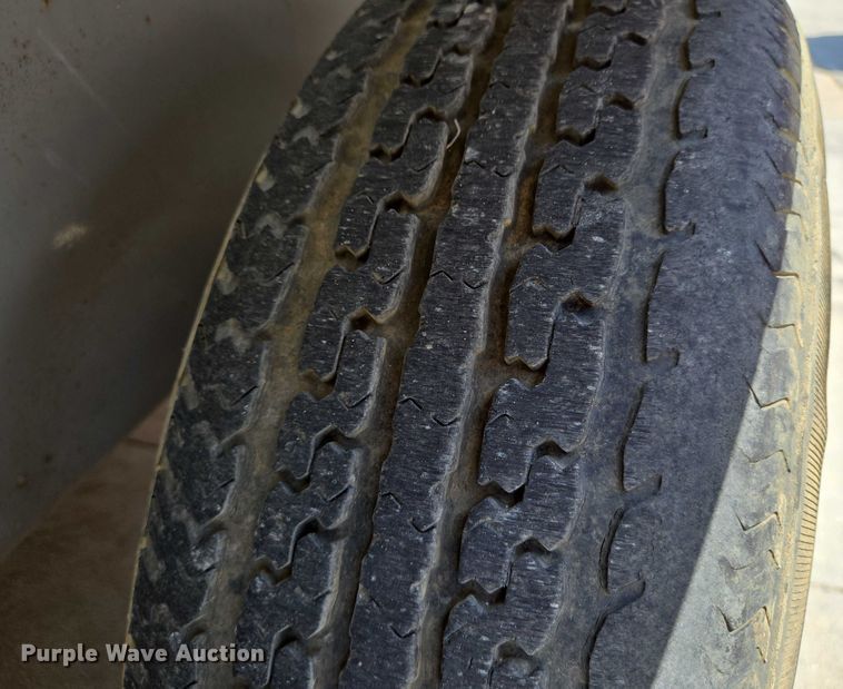 image for item EN8241 2010 EcoQuip EQ400T-A vapor abrasive blast system trailer