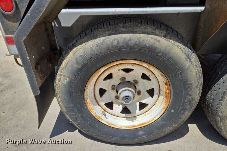 image for item EN8241 2010 EcoQuip EQ400T-A vapor abrasive blast system trailer