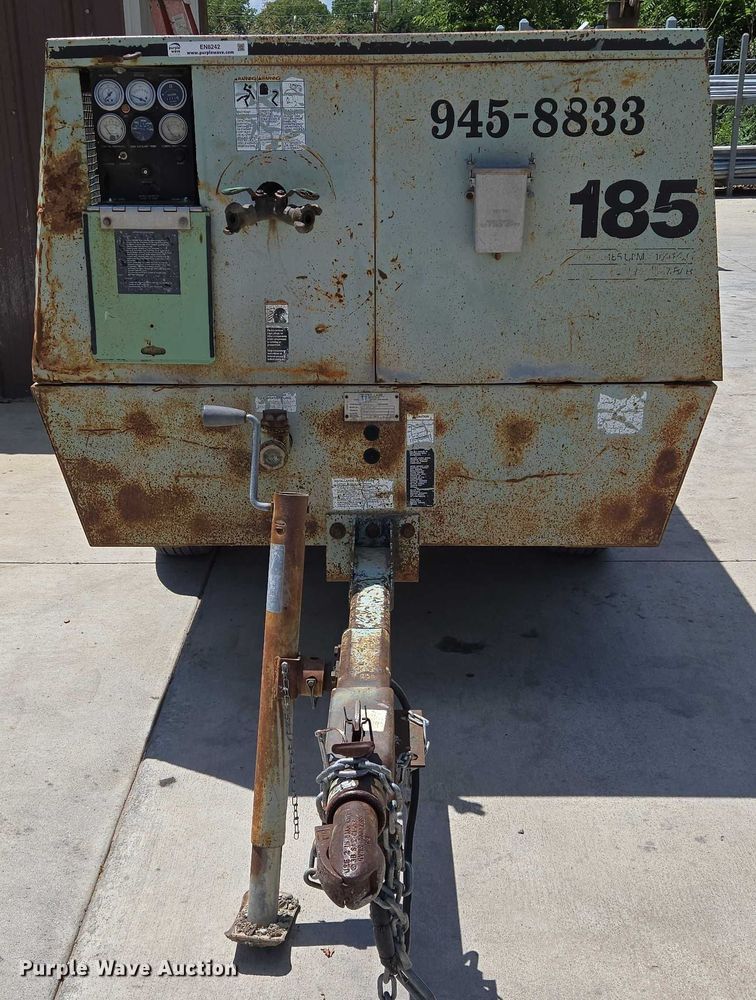 image for item EN8242 1994 Sullair 185 DPQ JD air compressor