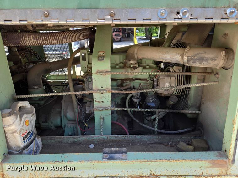 image for item EN8242 1994 Sullair 185 DPQ JD air compressor