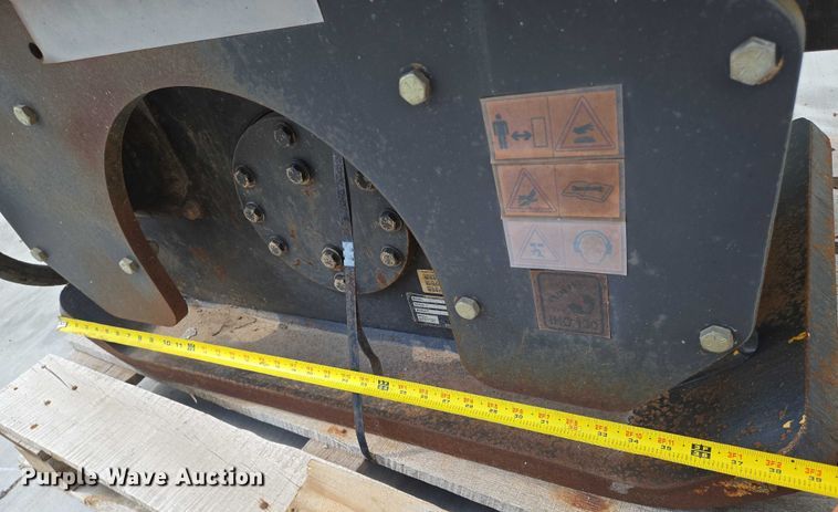 image for item EN8243 Indeco THC-130 plate compactor