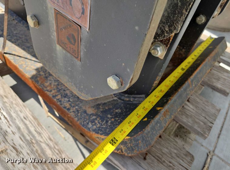 image for item EN8244 Indeco THC-130 plate compactor