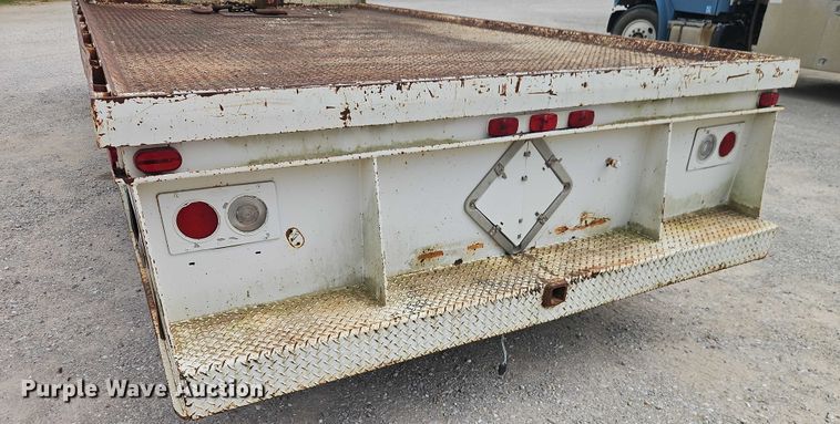 image for item EO4502 1992 GMC Topkick C5500 crane truck