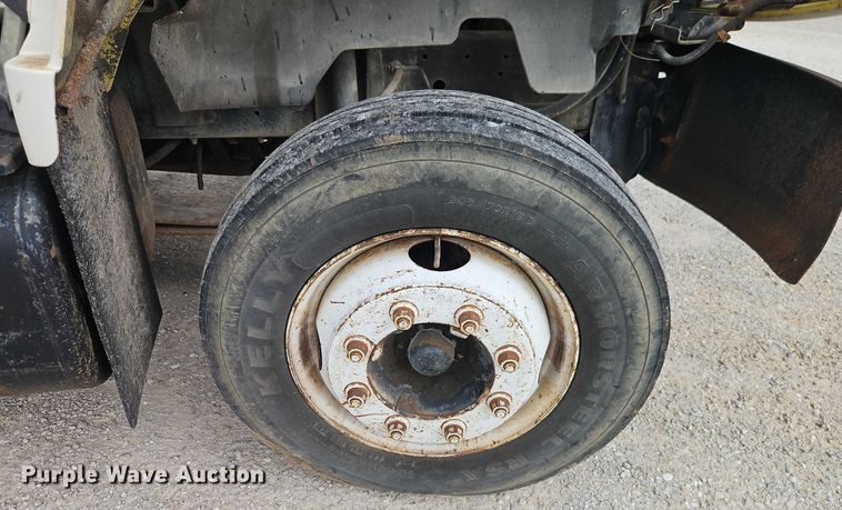 image for item EO4502 1992 GMC Topkick C5500 crane truck