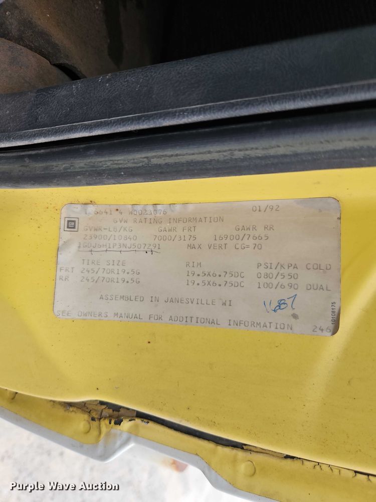 image for item EO4502 1992 GMC Topkick C5500 crane truck