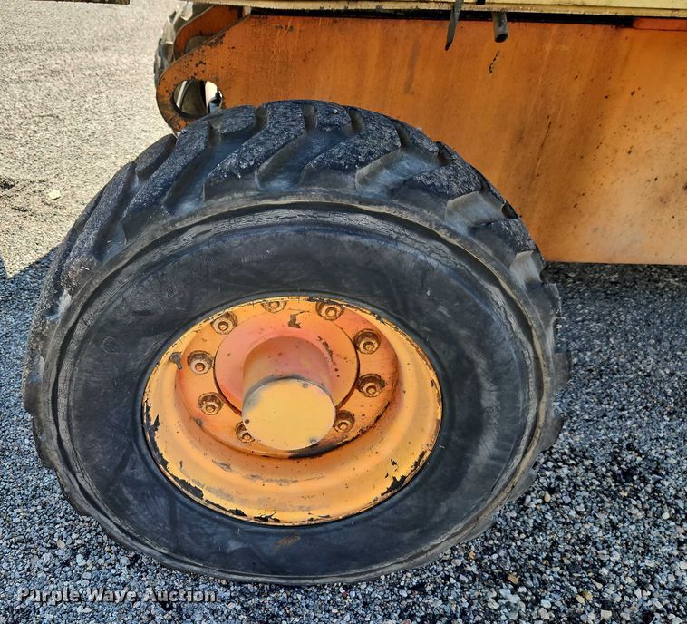 image for item EO4508 1994 JLG 80HX boom lift