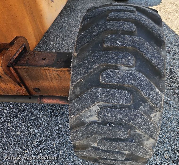 image for item EO4508 1994 JLG 80HX boom lift