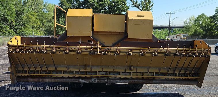 image for item EO4511 Etnyre chip spreader