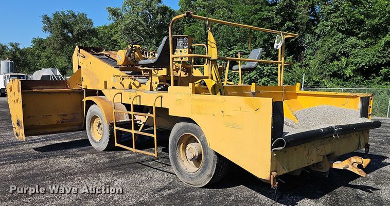 image for item EO4511 Etnyre chip spreader