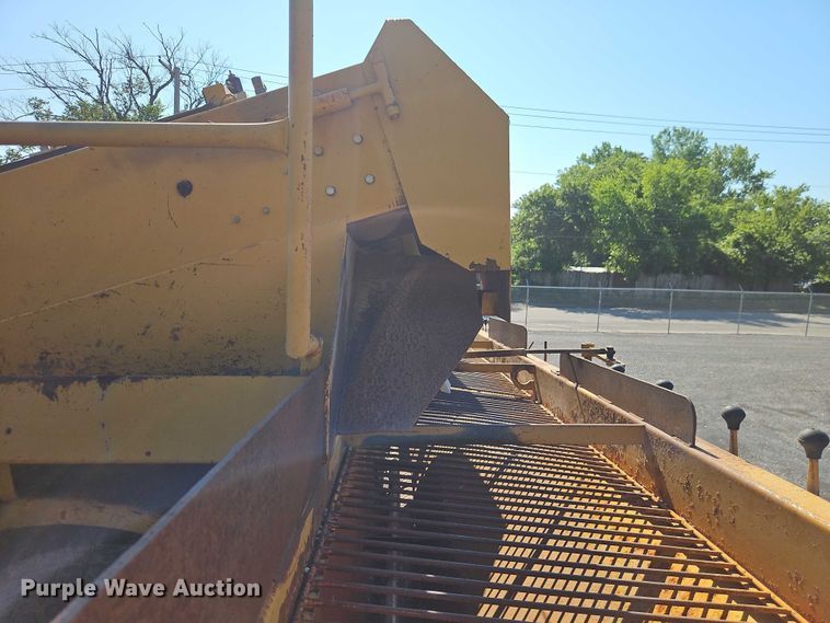 image for item EO4511 Etnyre chip spreader