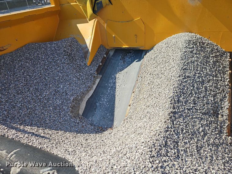 image for item EO4511 Etnyre chip spreader