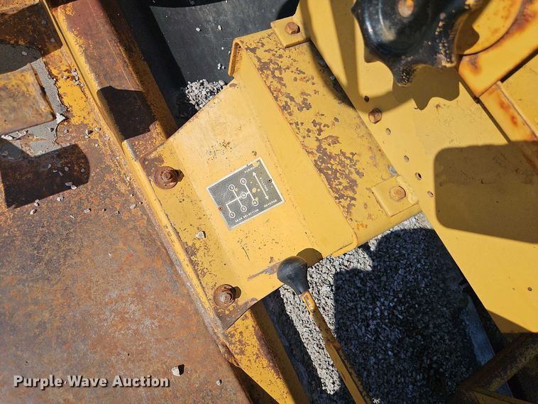 image for item EO4511 Etnyre chip spreader