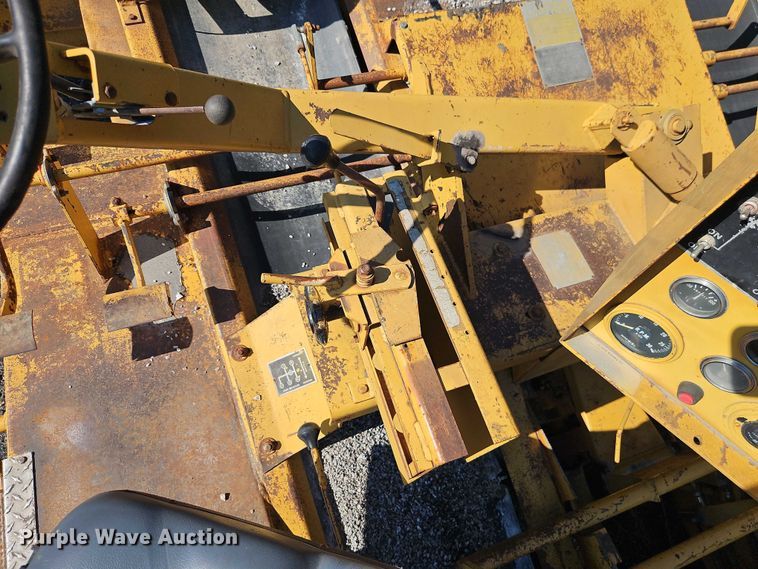 image for item EO4511 Etnyre chip spreader