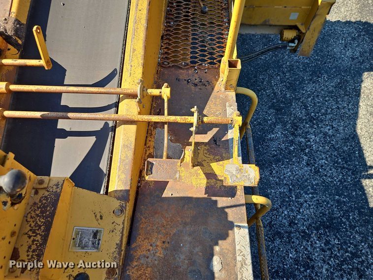 image for item EO4511 Etnyre chip spreader