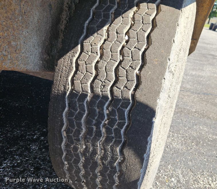 image for item EO4511 Etnyre chip spreader