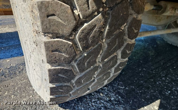 image for item EO4511 Etnyre chip spreader