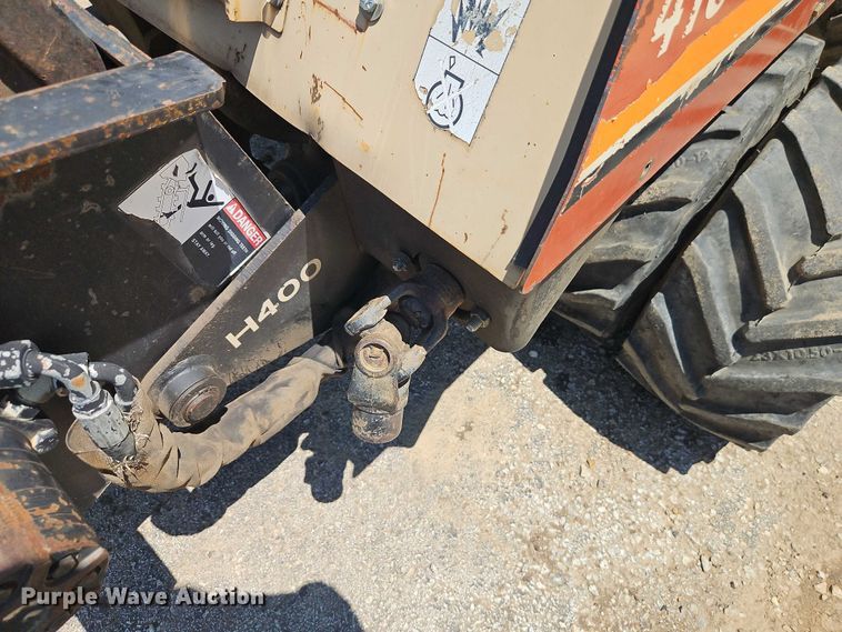 image for item EO4512 2003 Ditch Witch 410SXD trencher