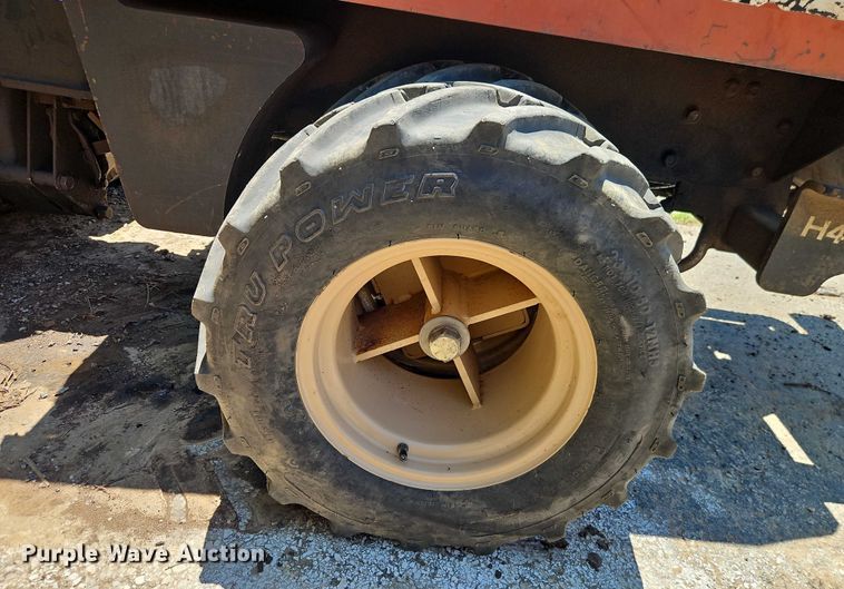 image for item EO4512 2003 Ditch Witch 410SXD trencher