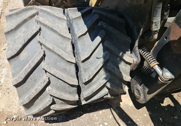 image for item EO4512 2003 Ditch Witch 410SXD trencher