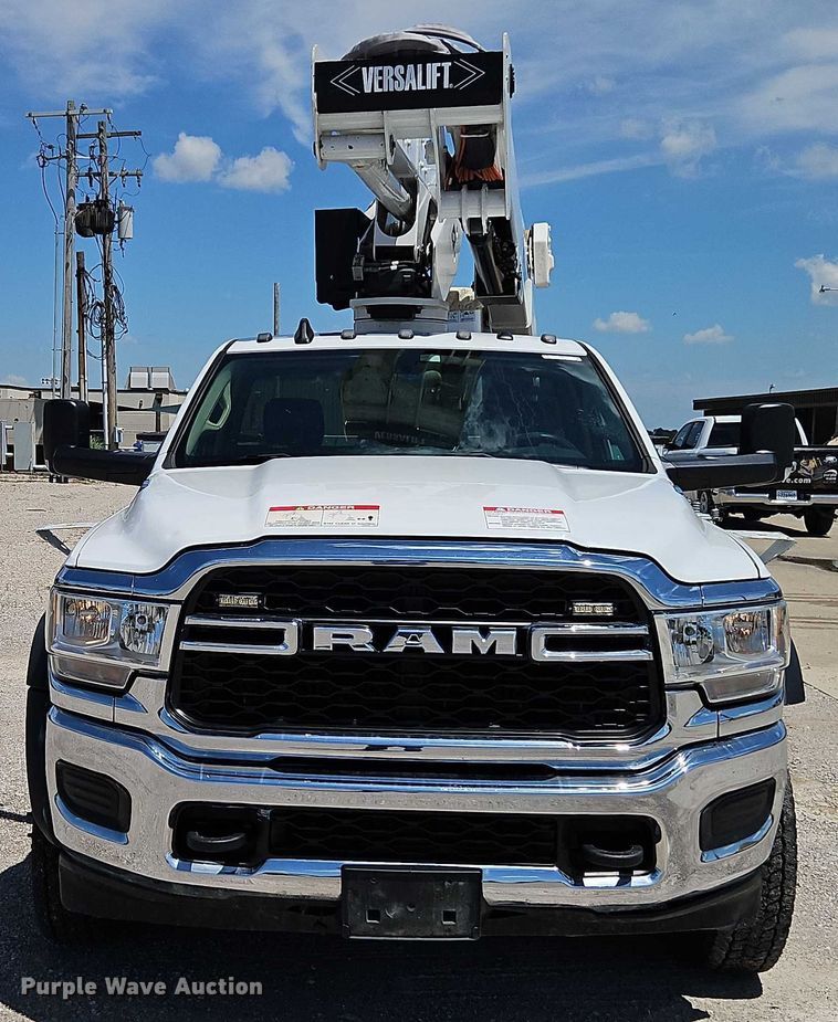 image for item EO4514 2019 Dodge Ram 5500 bucket truck