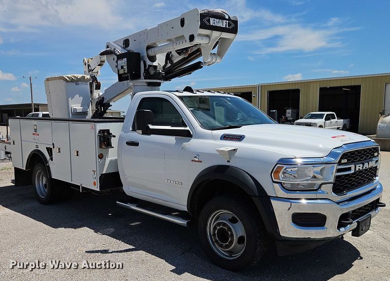 image for item EO4514 2019 Dodge Ram 5500 bucket truck