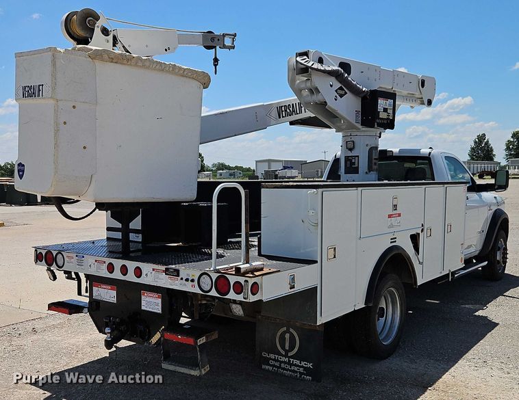 image for item EO4514 2019 Dodge Ram 5500 bucket truck