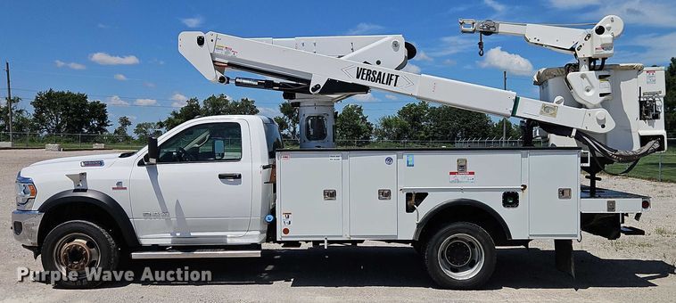 image for item EO4514 2019 Dodge Ram 5500 bucket truck