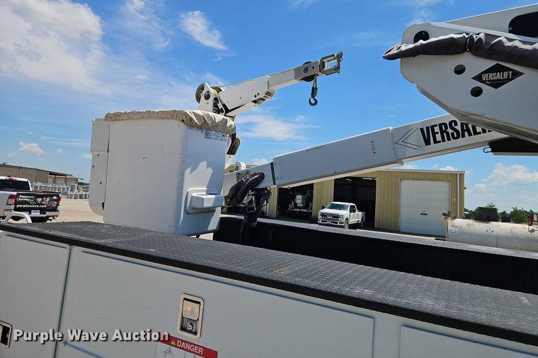 image for item EO4514 2019 Dodge Ram 5500 bucket truck