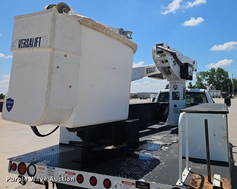 image for item EO4514 2019 Dodge Ram 5500 bucket truck